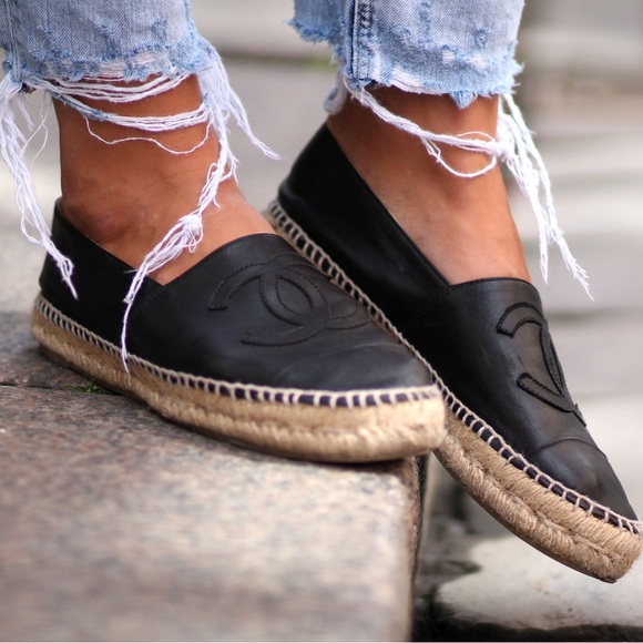 CHANEL CC Logo Black Leather Espadrille Flats EU 37 - Picture 2 of 12
